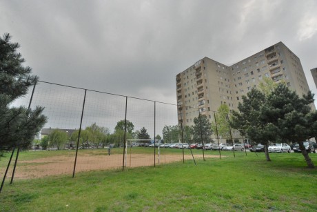 Lakossági fórum a Cserepes köz mellé tervezett társasházról