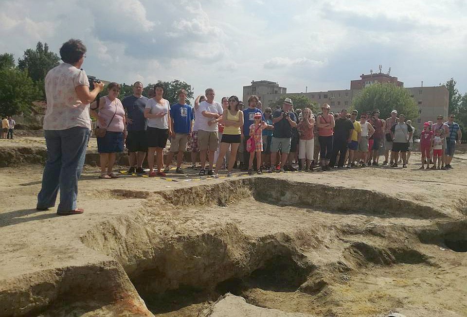 Árpád-kori leletek kerültek elő a Huszár utcai kétszáz lakásos társasház helyén