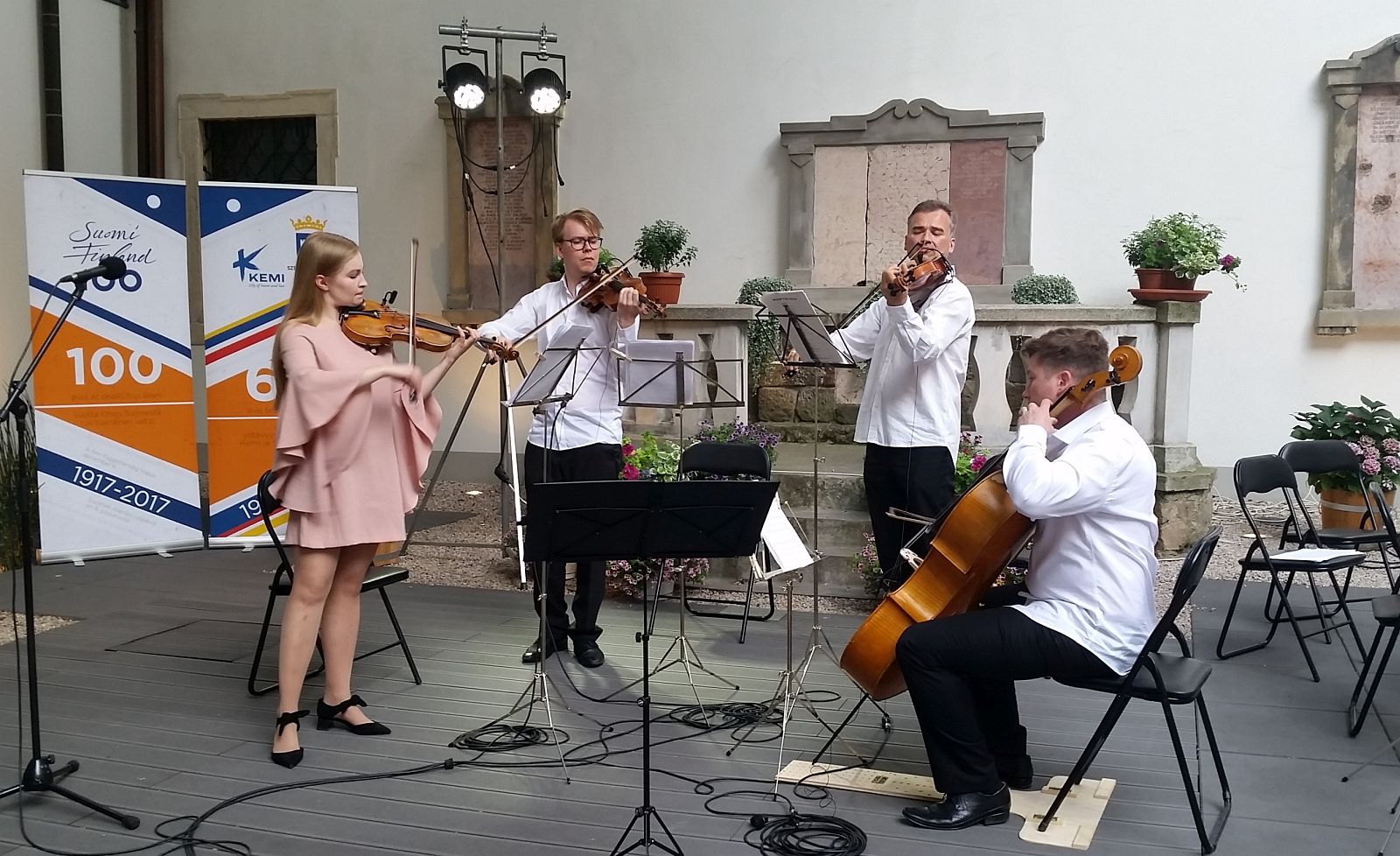 Zenés irodalmi esttel ünnepelték Fehérváron a finn kultúrát