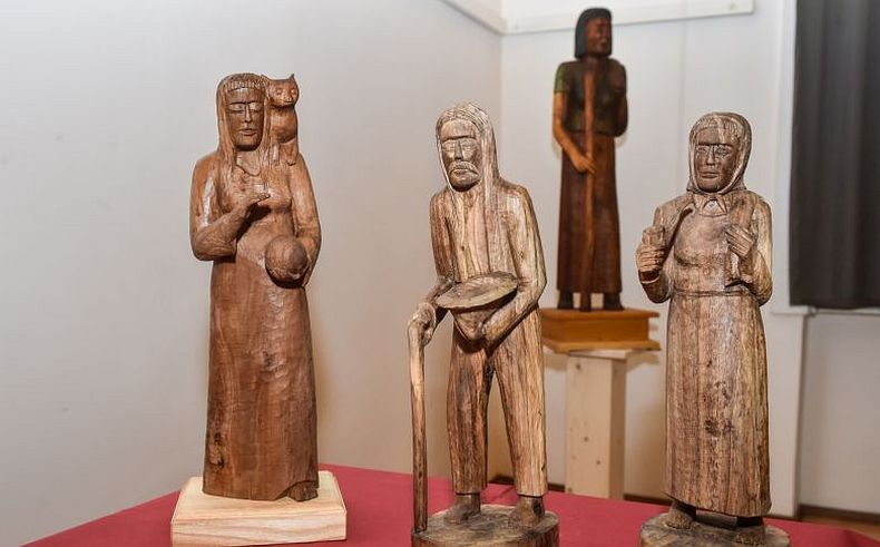 A bölcsesség fája – Kosztics László kiállítása nyílik meg Fehérváron