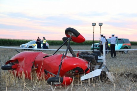 Lezuhant egy sárkányrepülő, ketten meghaltak Fehérvár mellett