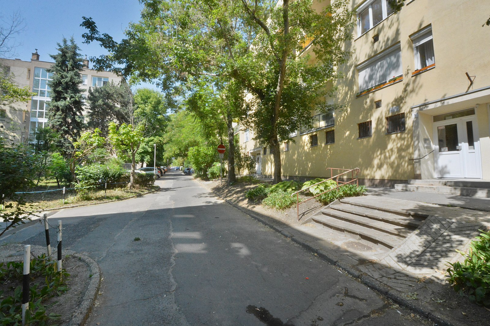 Kezdődik a Horvát István lakótelep útjainak és járdáinak a felújítása