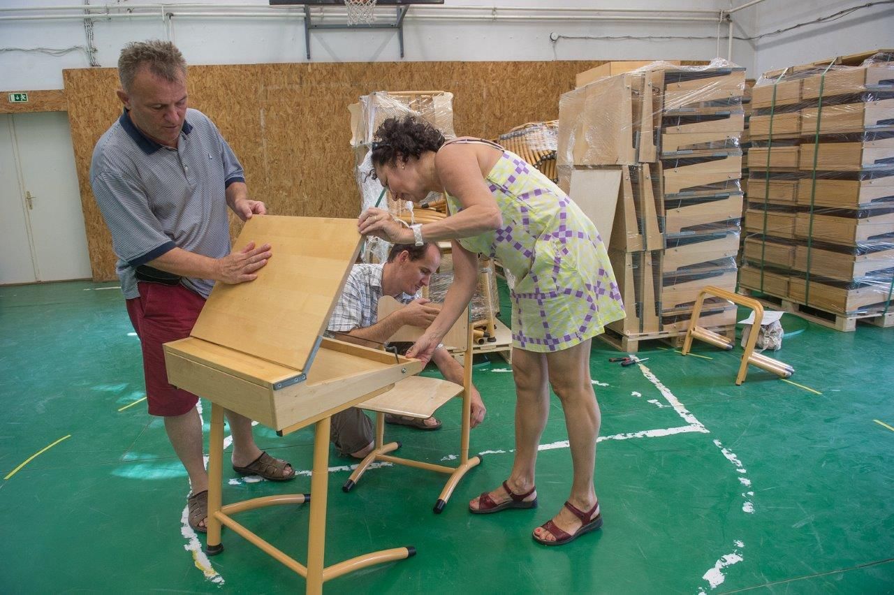 Finnországból kapott új bútorokat a Kodály Iskola