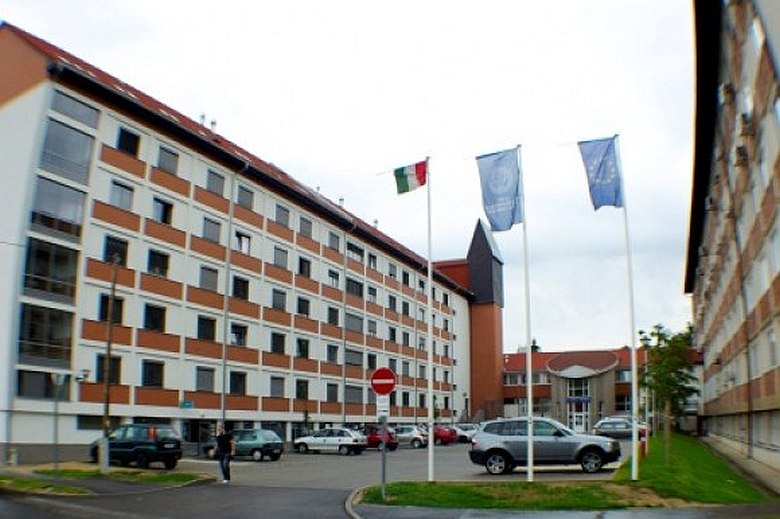 Pécsi kollégiumi férőhelyekre pályázhatnak a fehérvári hallgatók