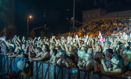 Hooligans koncert a Zichy színpadon a Királyi Napok nyitónapján