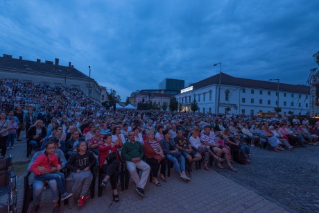 Swing és revü a Zichy ligetben – kalandozás a múlt század első évtizedeiben