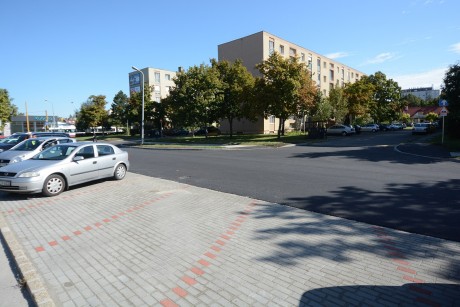 Elkészült az útfelújítás a Tóvárosban a Toronysor és a Horvát István utca között