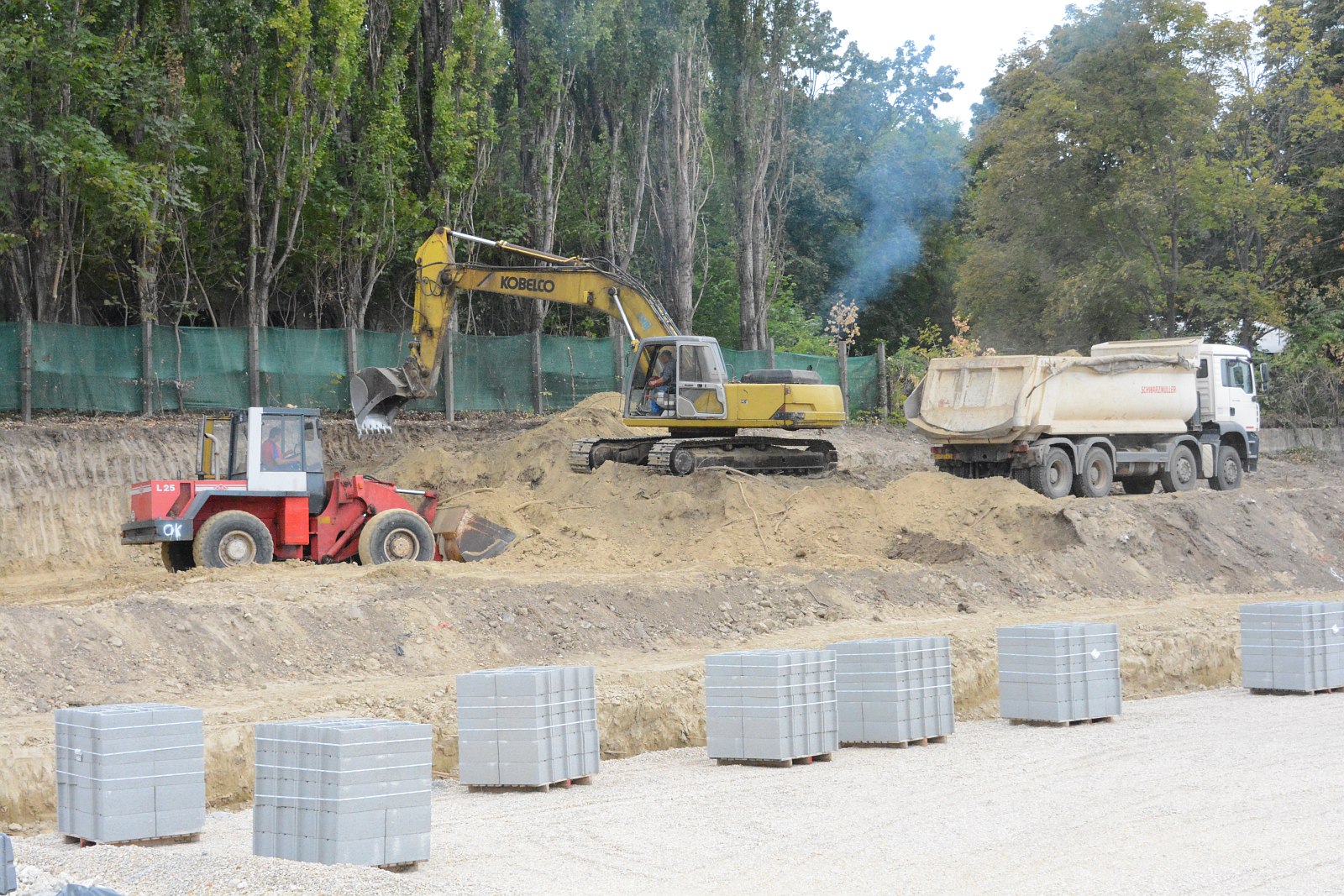 Ötven fát és 2626 bokrot is telepítenek az új szabadidőparkba a Öreghegyen