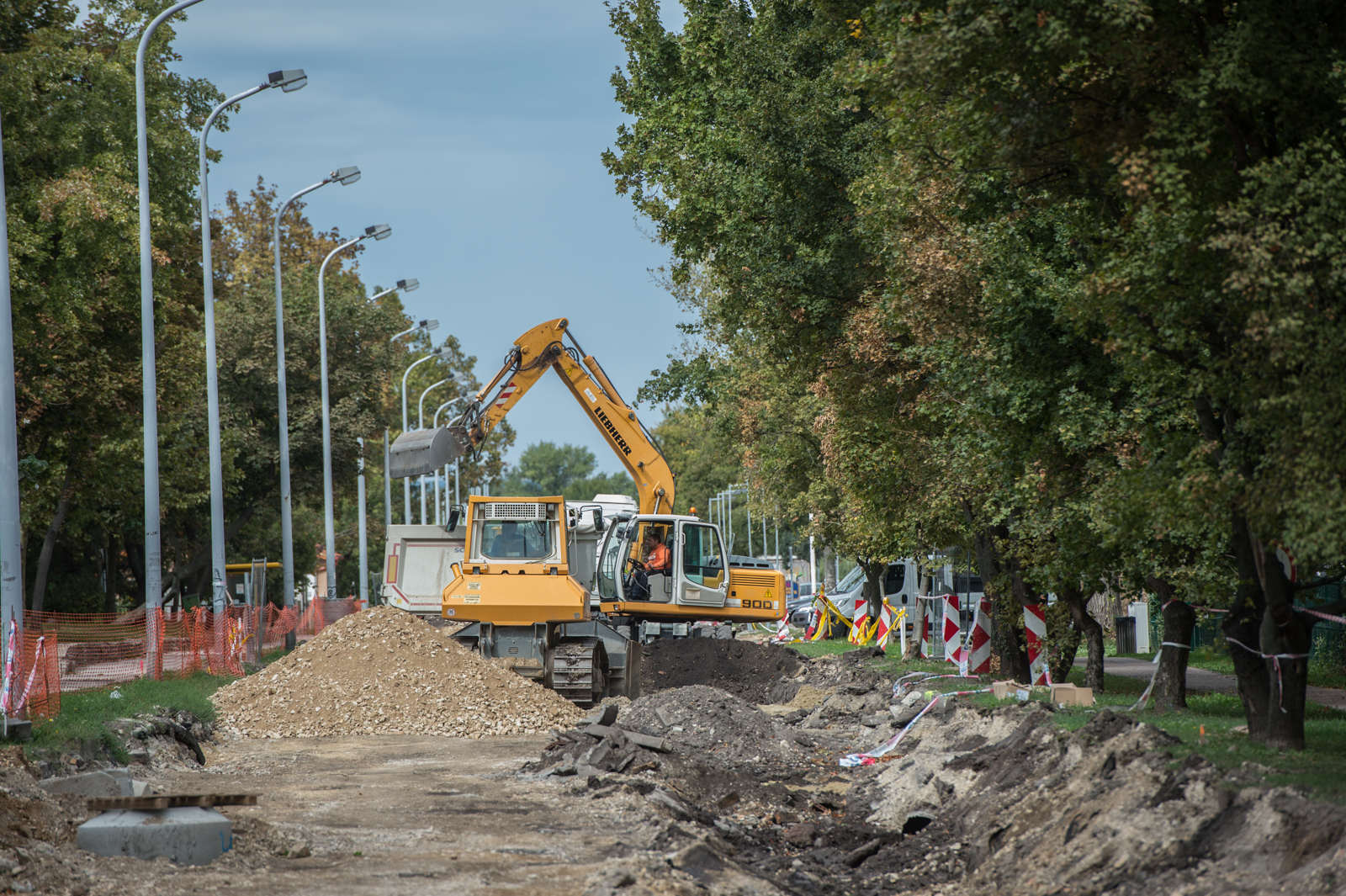 Szakaszosan építik a víziközműveket a Ligetsoron - decembertől lesz járható