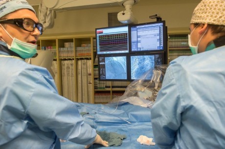 Teljessé vált a haemodinamikai részleg fejlesztése a Szent György Kórházban