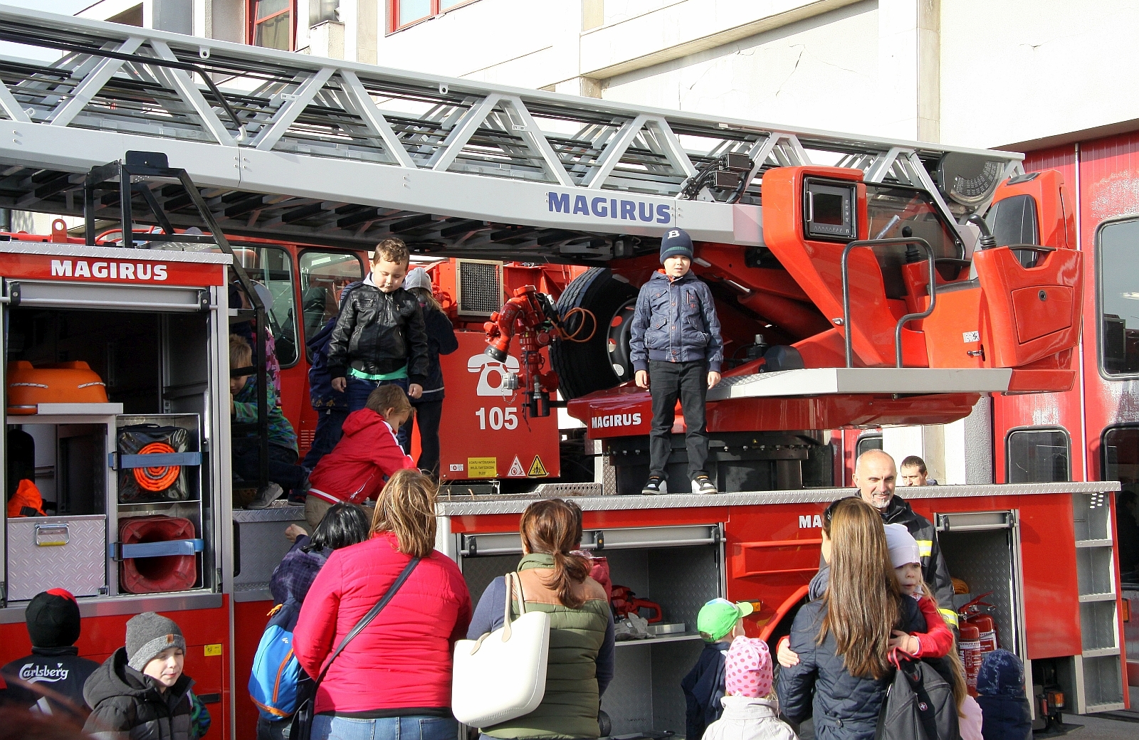 Jelentkezz tűzoltónak - felvételt hirdet a Katasztrófavédelem