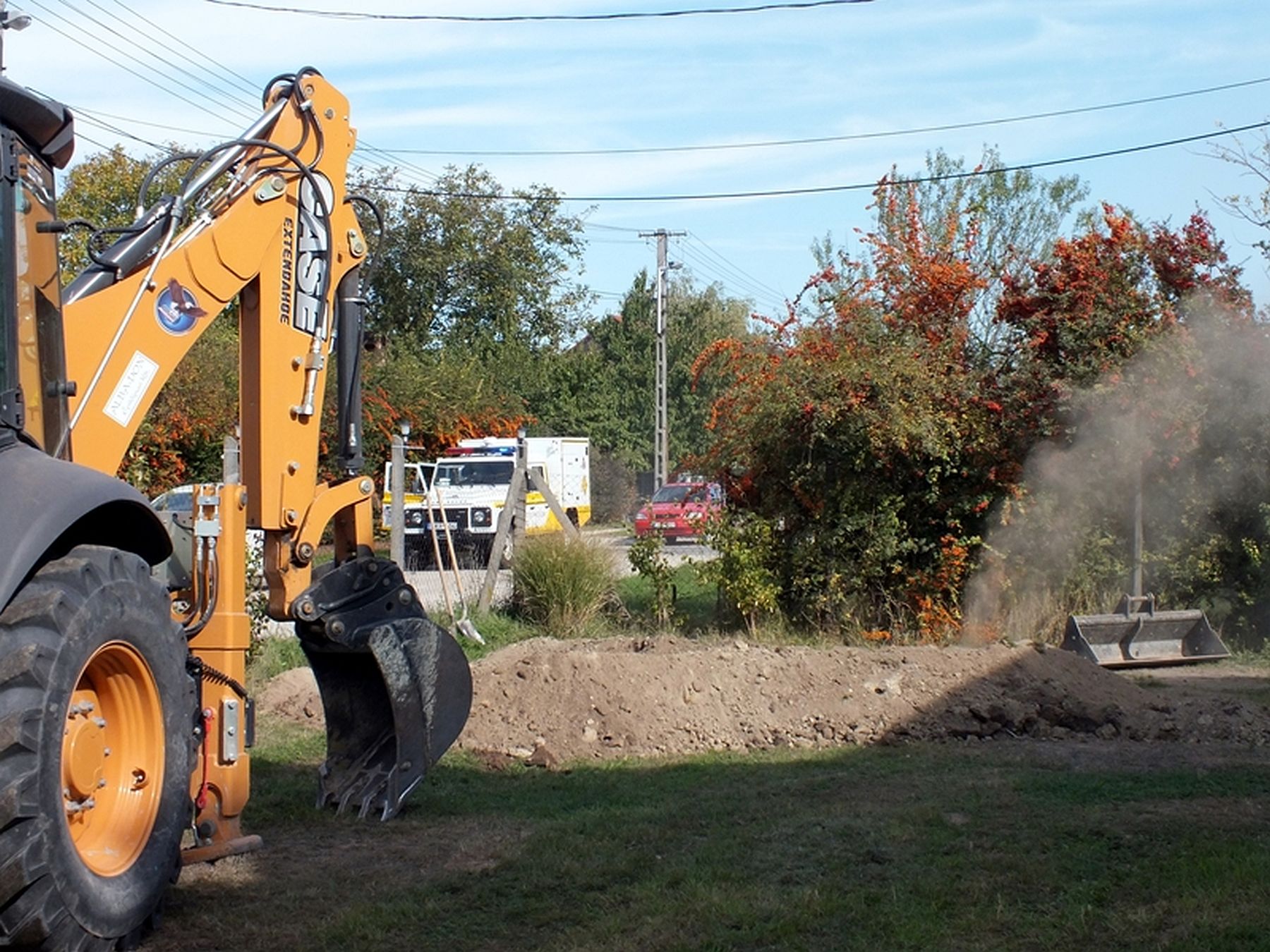 Gázömlés volt a Sasvári utcában - markoló szakította el a vezetéket