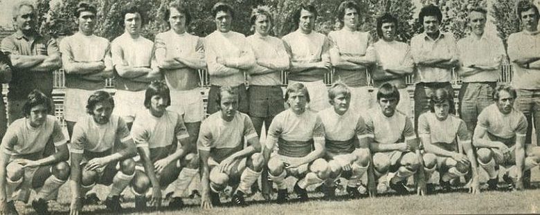 Emléket állítanak az egykori első osztályú MÁV Előre SC labdarúgócsapatának