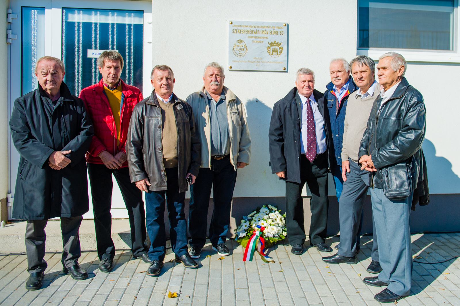 Emléktábla-avatás a MÁV Előre élvonalba jutásának jubileumán