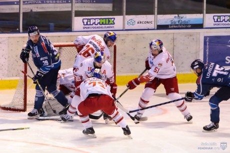 Négygólos fehérvári vereség Salzburgban