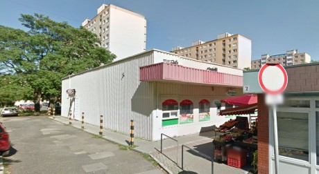 Egy 65 éves nő rabolta ki a 75 éves bácsit a Fórum téren