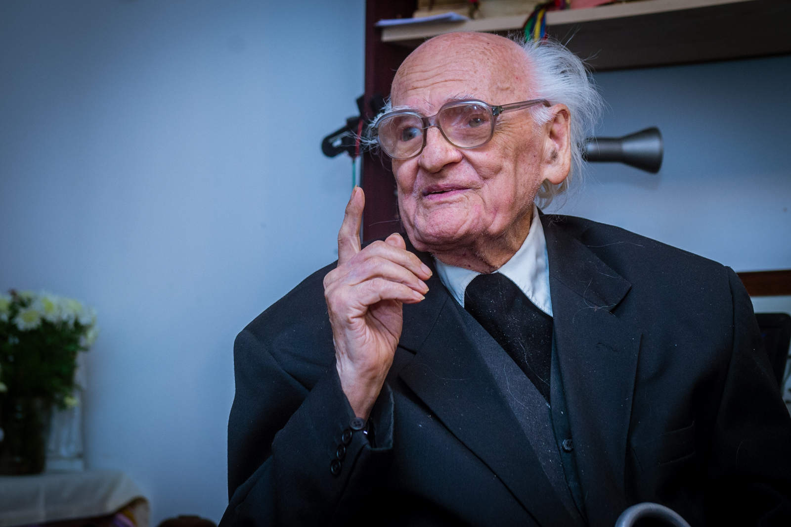 Mindszenty-emlékérmet kapott Barlay Ö. Szabolcs atya
