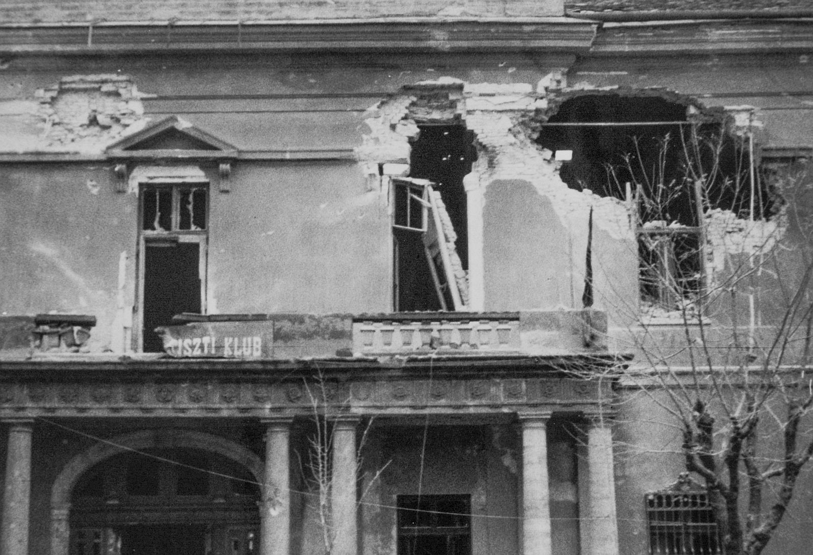 A forradalom eltiprására emlékezünk a november 4-i Nemzeti Gyásznapon