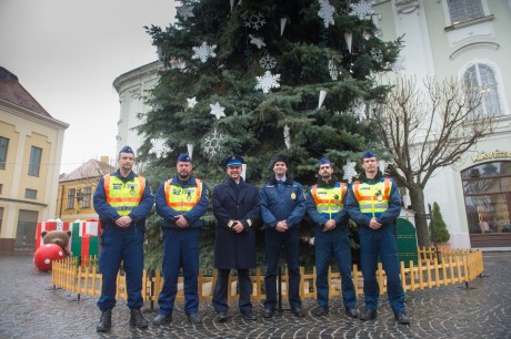 Óvatosság, biztonság és türelem adventkor is!