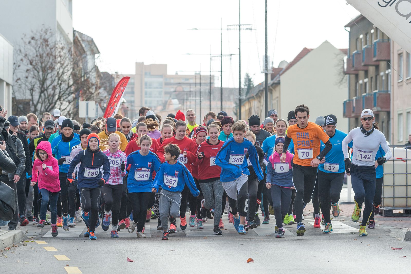 Jótékonysági futás - vasárnap lezárják a Várkörút és a Rákóczi út egy szakaszát