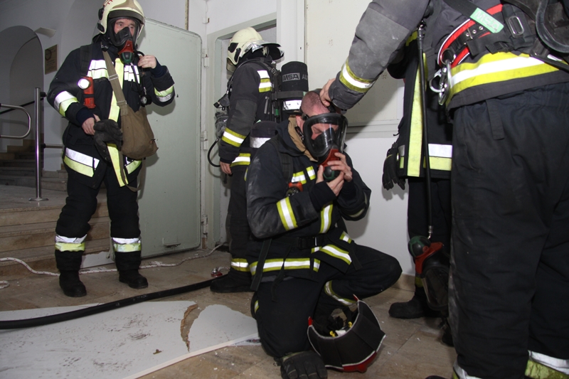 Robbanás rázta meg a Városháza két épületét - nem történt személyi sérülés