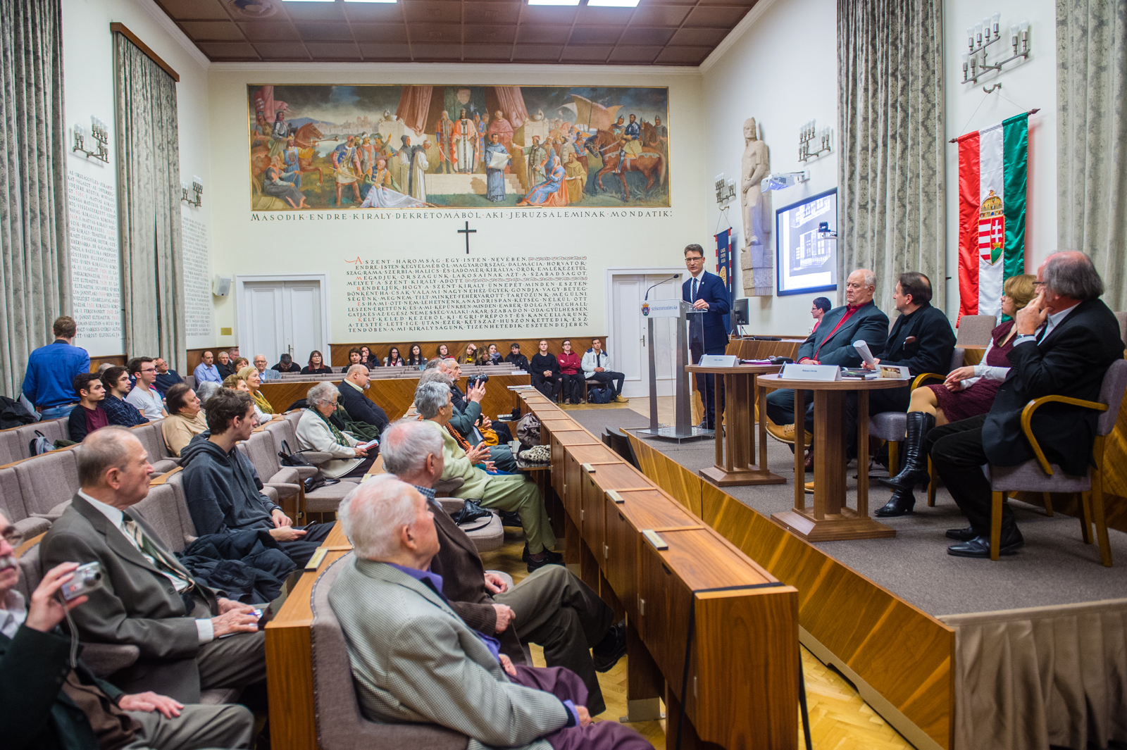 A Városházán emlékeztek meg József Attila halálának 80. évfordulójáról