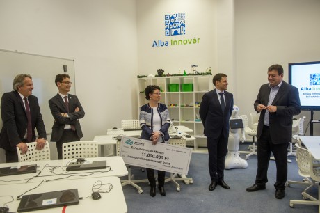 Az Arconic Alapítvány is támogatja a fehérvári fiatalokat