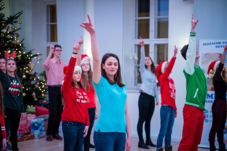 Jótékonysági esttel zárta az évet a Székesfehérvári Diáktanács