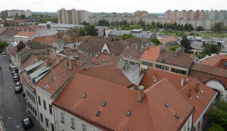 Eladó önkormányzati lakások és építési telkek – április 6-ig lehet pályázni