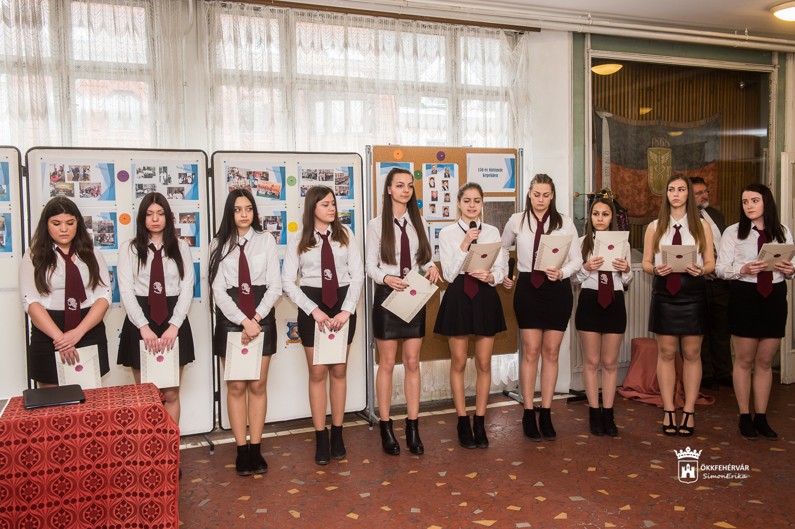 Kiállítással ünnepelte alapítását a város legrégebbi világi középiskolája