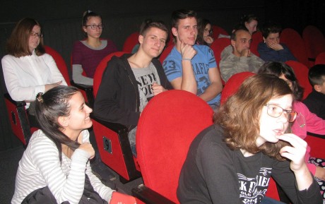 Az elfogadásról szóló filmet láthattak a gyermekotthonból érkezett gyerekek