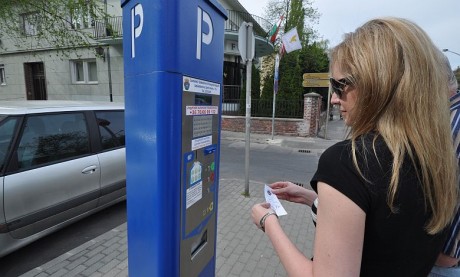 Ingyenes a parkolás a hosszú hétvége mindegyik napján Fehérváron