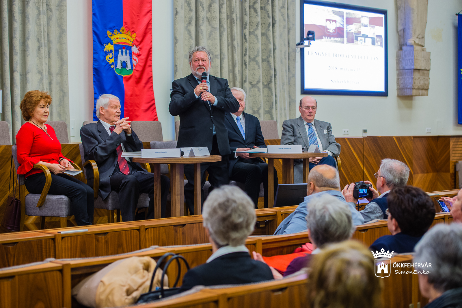 Irodalmi délutánnal erősítették Fehérváron a lengyel-magyar barátságot
