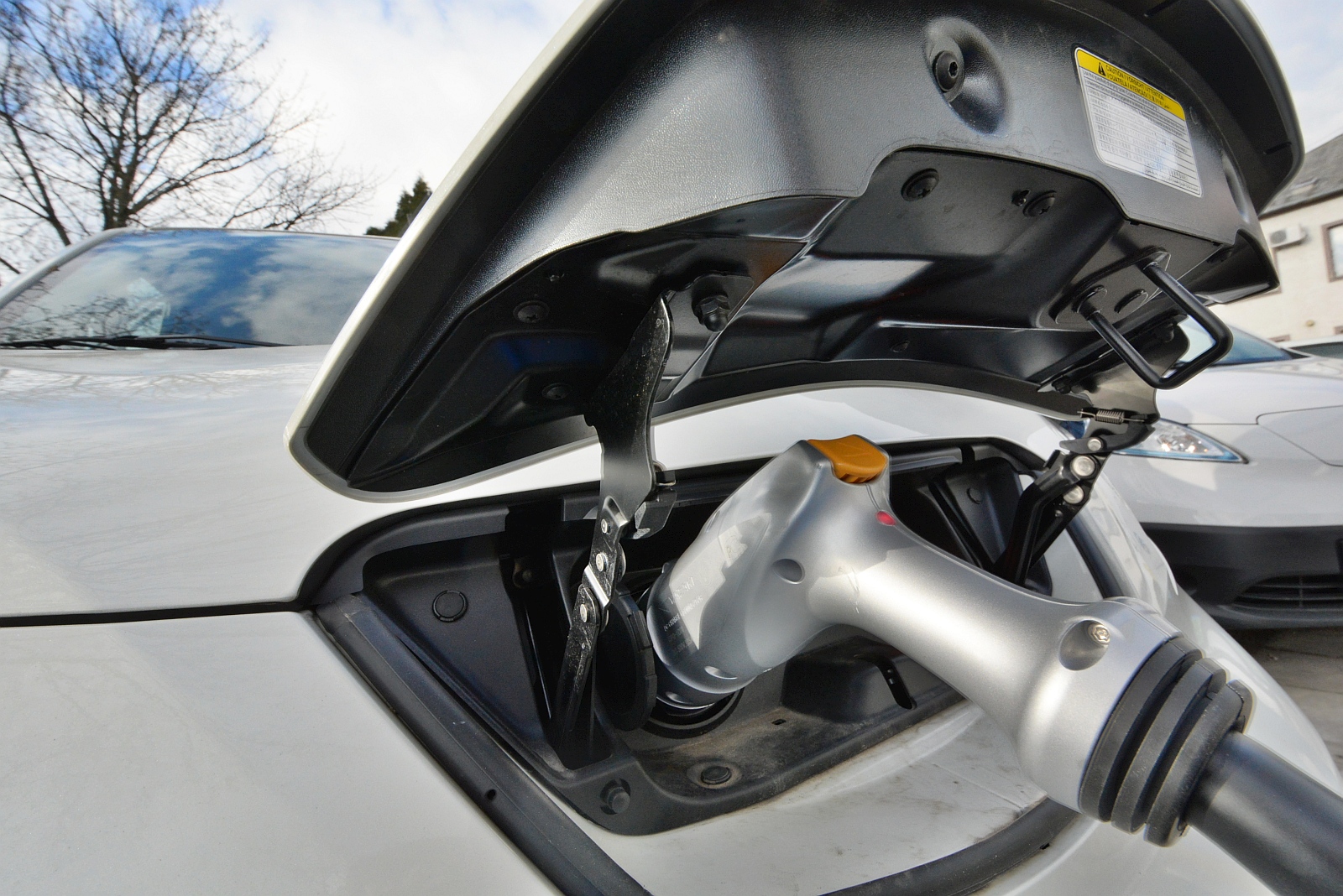 Villanyautósok Székesfehérvári Találkozója csütörtökön az uszoda parkolójában