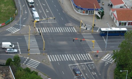 A Budai úttól a körforgalomig teljes szélességében felújítják a Seregélyesi utat
