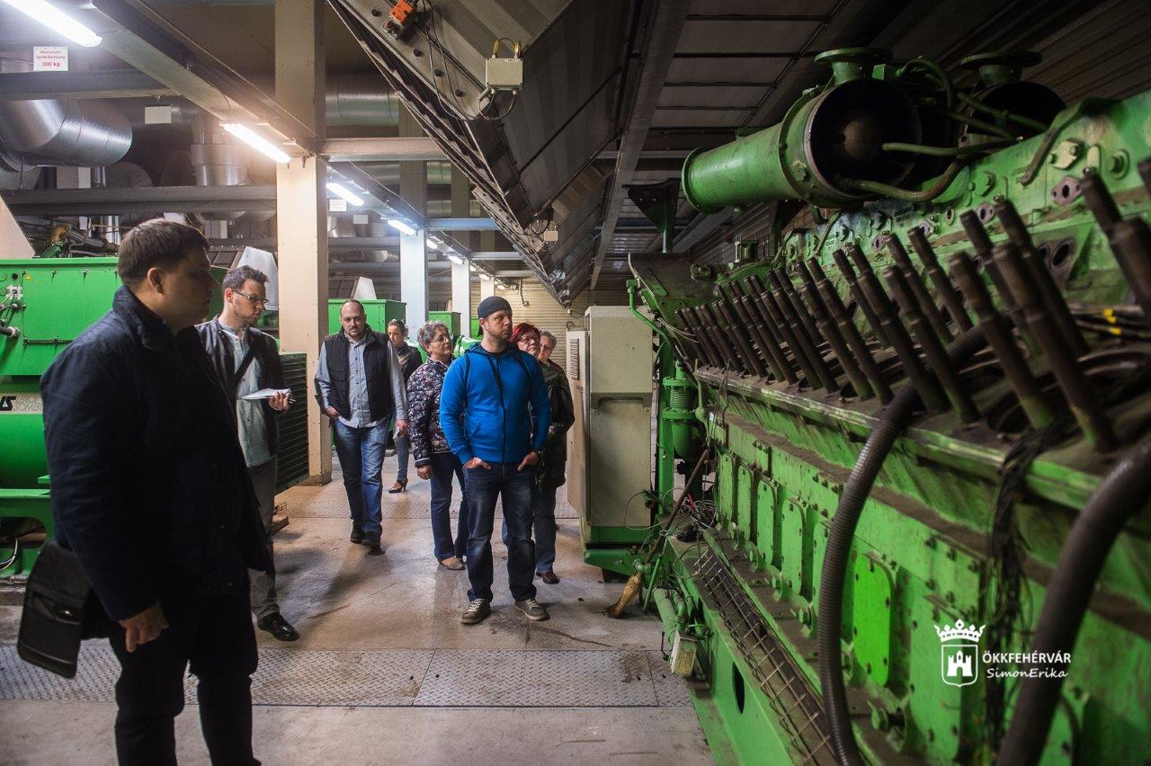 Bejárással kezdődtek a Távhőszolgáltatás napjához kapcsolódó programok