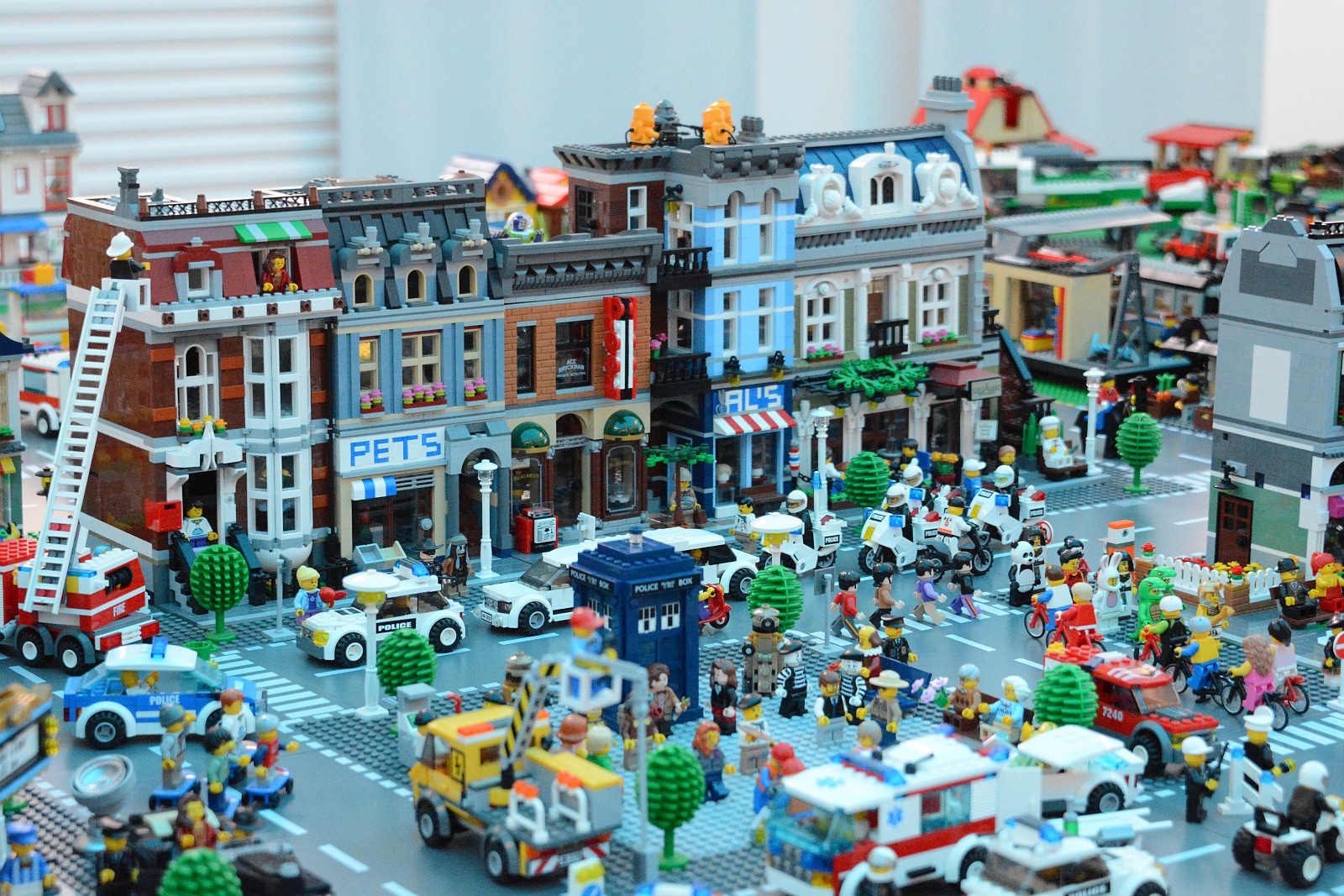 Pénteken újra LEGO kiállítás nyílik a Hiemer-házban