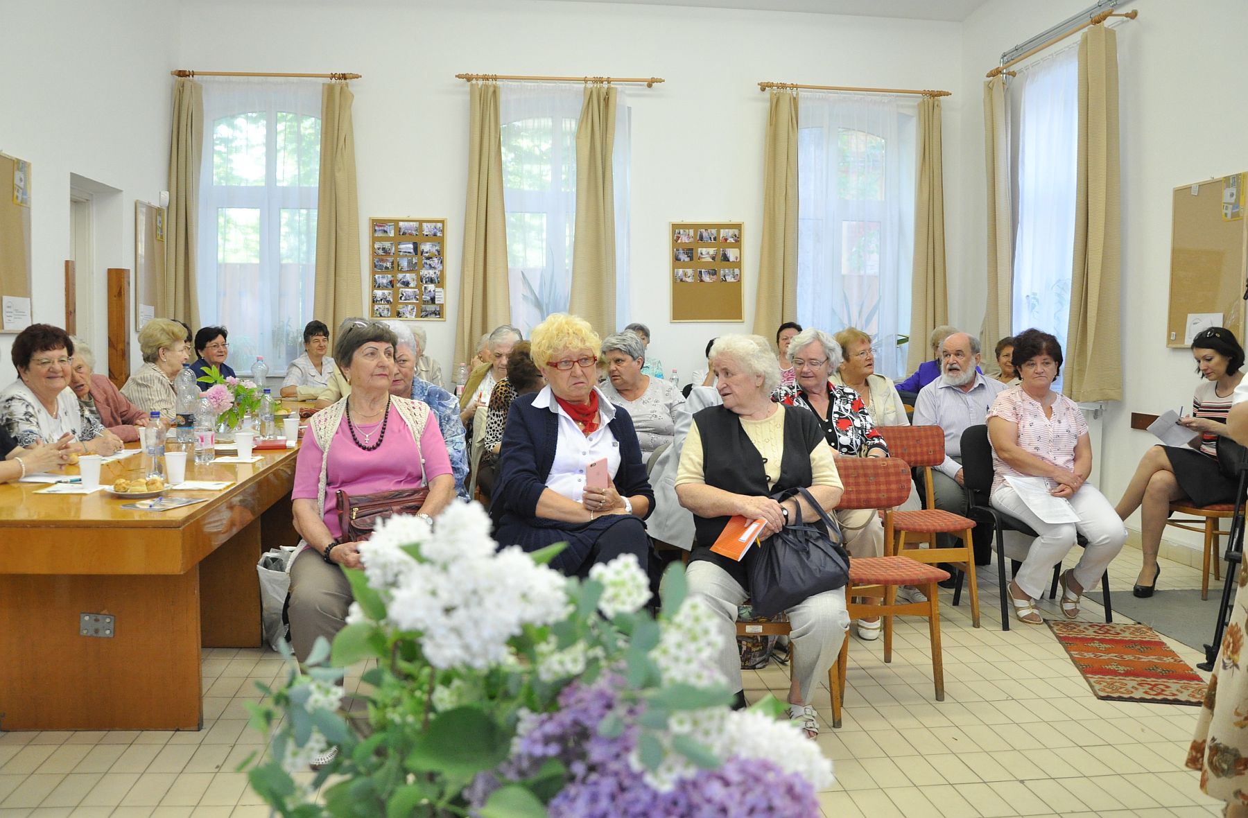 Értékelés, tanácskozás és tervezés az Alba Regia Nyugdíjas Egyesület küldöttgyűlésén
