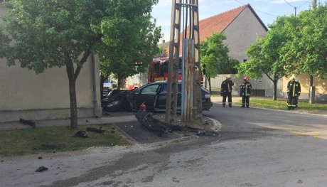 Gyerekek is megsérültek a reggeli balesetben