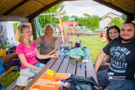 Idén a szaletliket is felújították a Csalai majálisra