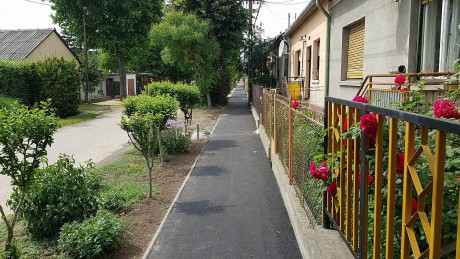 Elkészültek az új járdák az Orgona és a Hajnal utcában is