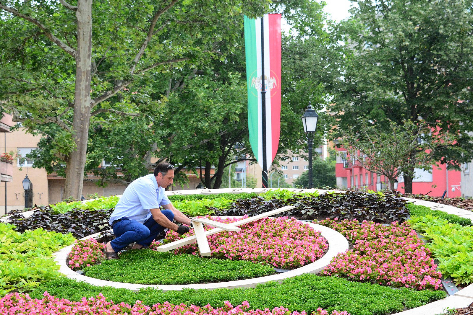 Megrongálták a Virágórát – perceken belül megtalálták a nem nagykorú elkövetőket