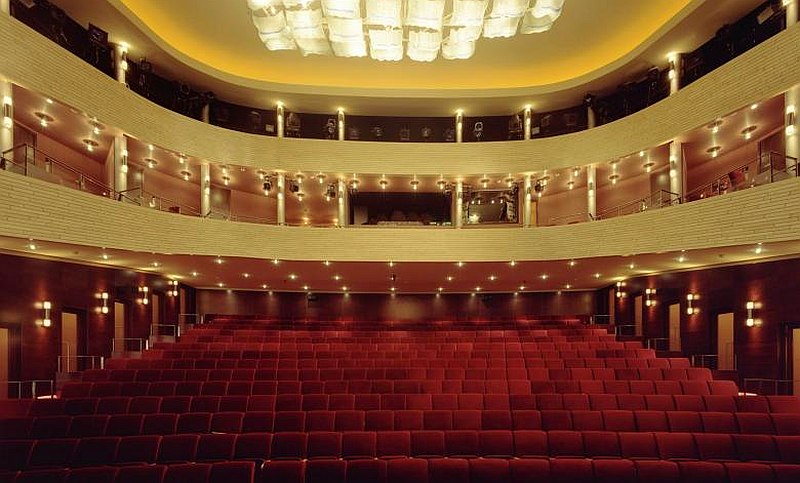 Vörösmarty Színházé a legjobb szék - legkreatívabb színházakat díjazták