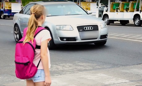 A szünidő alatt is biztonságban - néhány jó tanács szülőknek és fiataloknak