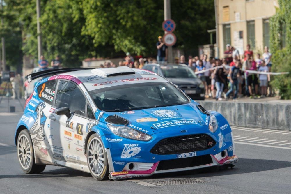 Minimális előnnyel Vincze vezet a Székesfehérvár Rallye első napja után