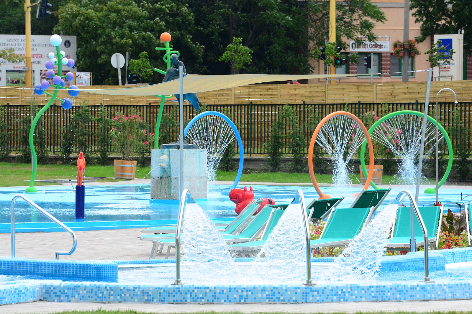 Szombaton reggel megnyitott a felújított Fehérvári strand
