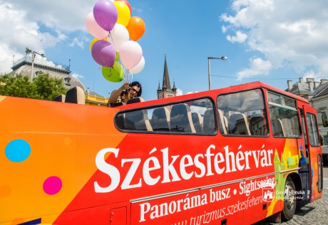 Kirándulás cabrio busszal a Velencei-tónál - július 14-én lesz a következő túra