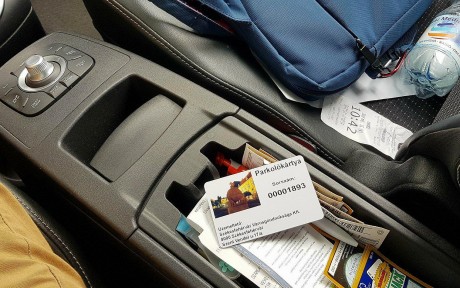 Egy órányi ingyenes parkolás - a Városgondnokságon lehet kiváltani az NFC kártyát