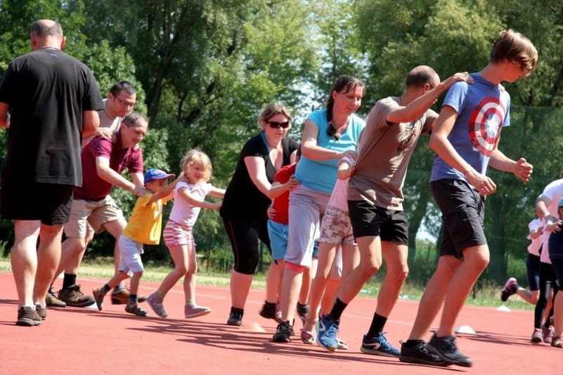 Retro hangulat a Székesfehérvári Egyházmegye családtáborában