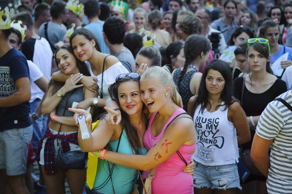 Este kihirdetik az idei felsőoktatási ponthatárokat